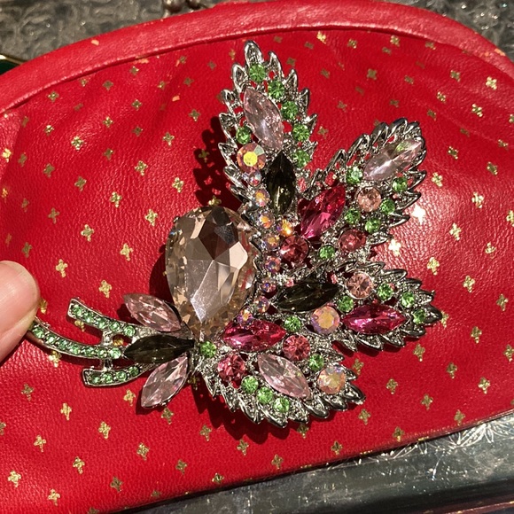 Rhinestone Coat Brooch - Picture 2 of 5